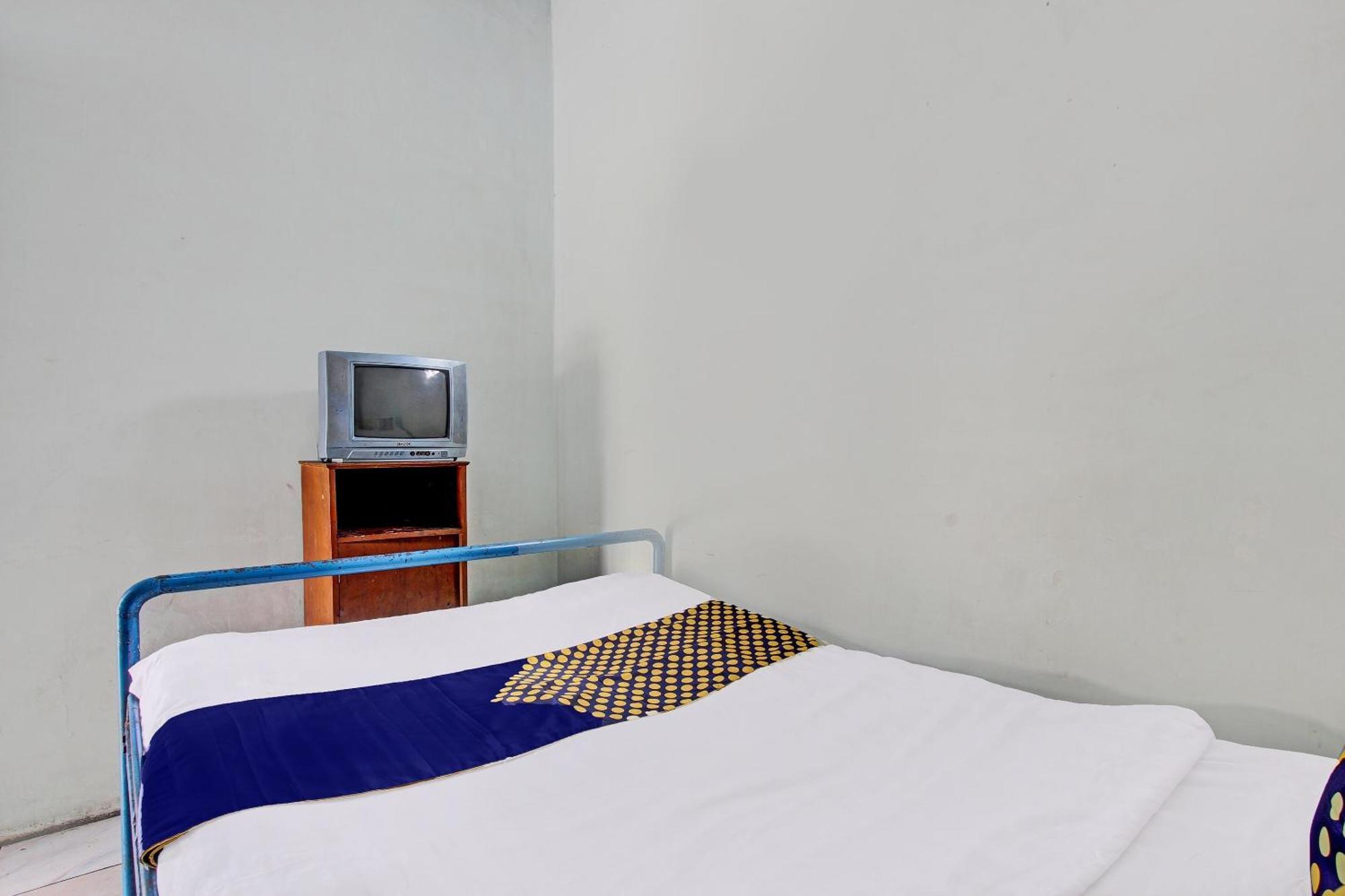 Spot On 92336 Hotel Sukowati Surakarta (Solo) Exterior foto