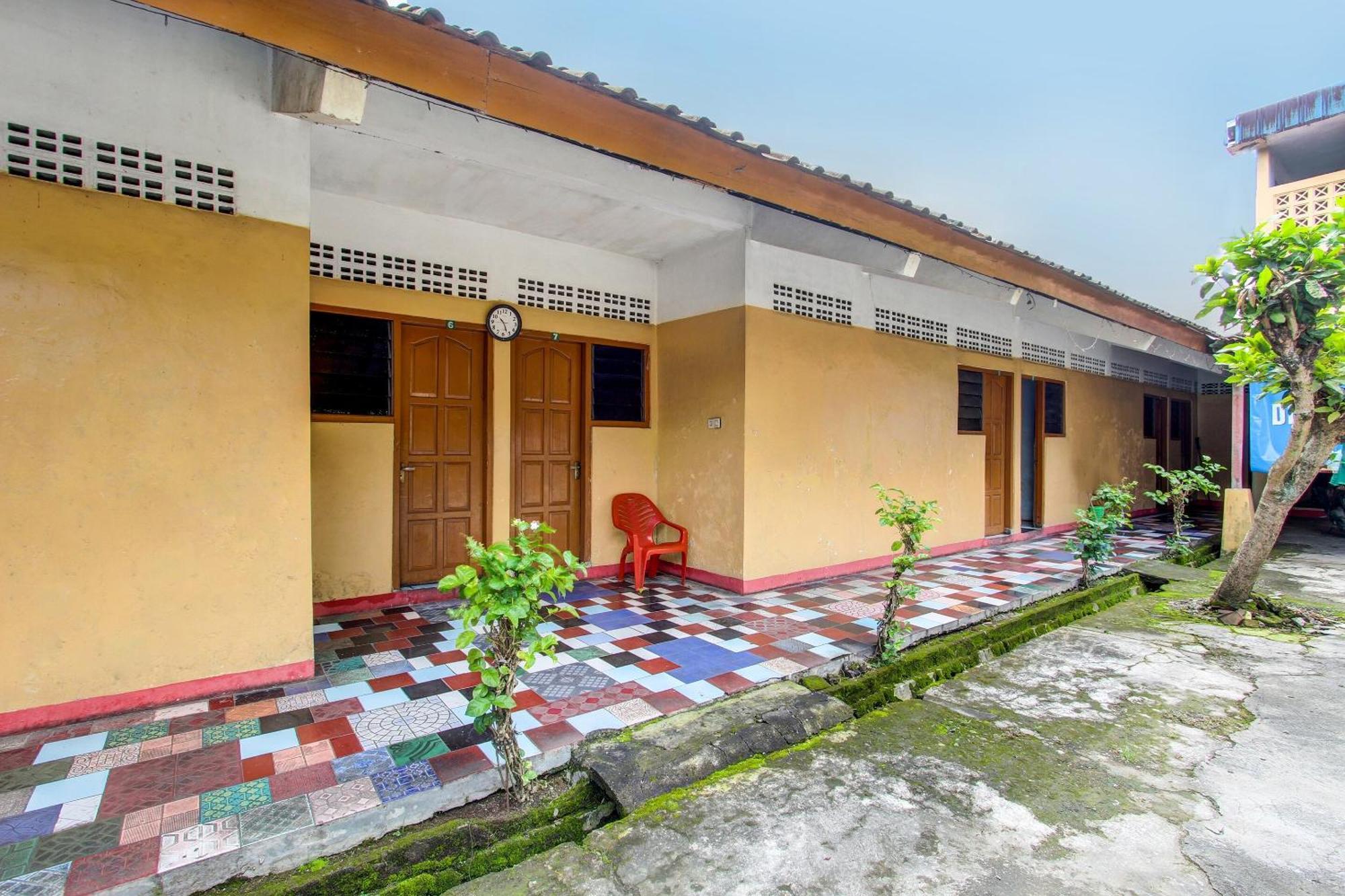 Spot On 92336 Hotel Sukowati Surakarta (Solo) Exterior foto